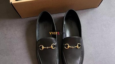구찌 GUCCI 407314 DLC00 1000 남성 홀스빗 로퍼 블로퍼 브릭스톤 SIZE 40 40.5 41 41.5 42 42.5 43 43.5 44 검수사진 @ 어퍼 : 수입 이태리산 혼합 소가죽 / 안감 : 이탈리아산 양가죽 / 아웃솔: 이탈리아에서 수입