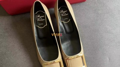 로저비비에 ROGER VIVIER 트럼펫 페이던트 펌프스 힐 SIZE 34~39 @ 굽 4.5cm 검수사진 ☆☆☆☆☆