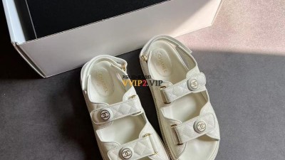 샤넬 CHANEL 여성 벨크로 샌들 SIZE 35~40 검수사진 ☆☆☆☆☆