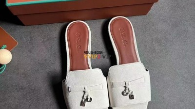 로로피아나 Loro Piana 썸머 참 스웨이드 샌들 뮬 슬리퍼 SIZE 35~41 검수사진 ☆☆☆☆☆