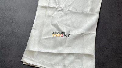 지아 스튜디오 Gia studios 보트넥 진주 & 화이트 민소매 탑 블라우스 SIZE S M @ 맞춤 제작된 실크 혼방 검수사진 ☆☆☆☆☆
