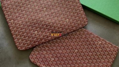 고야드 GOYARD 세나 클러치 GM 버건디 검수사진