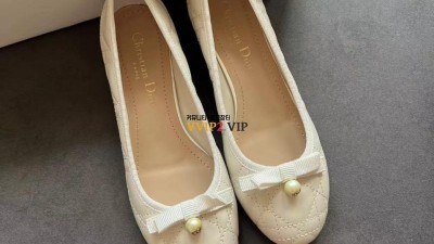 디올 DIOR 24SS 파우더누드 퀄팅 발레리나 플랫슈즈 KCB877CQC21U [사이즈] 35~40 검수사진