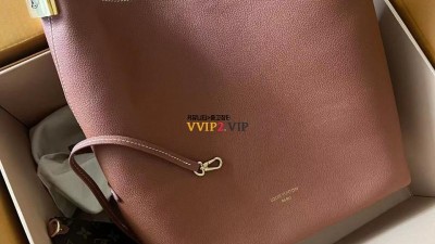 루이비통 24SS 로우 키 호보 MM 숄더백 2컬러 M24974 [사이즈] 31x35x18cm 검수사진 #여왕갓팩