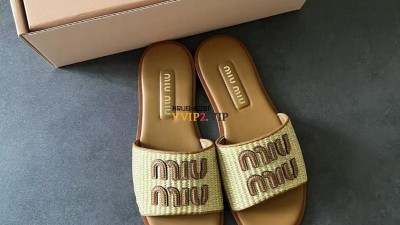 미우미우 MIU MIU 라피아 이펙트 패브릭 로고 뮬 슬라이드 슬리퍼 네추럴 5XX644 3LOM F0018 F 005 검수사진 #차차샵