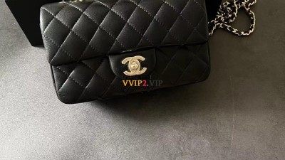 샤넬 CHANEL 뉴미니 램스킨 샴페인골드 탑핸들 플랩백 AS2431 [사이즈] 20x13cm 검수사진 #vvip공장