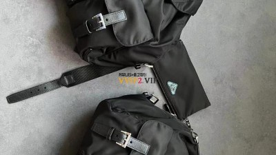 프라다 PRADA 리나일론 백팩 미디움 1BZ811 [사이즈] 32*30*15cm 검수사진 #vvip공장