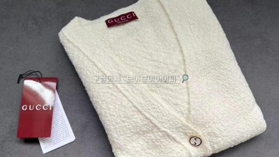 24FW 구찌 여성 울 부클레 가디건 아이보리 797888 [사이즈] S M L 검수사진 #칭씬