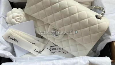 샤넬 CHANEL 클래식 미듐 밀크쉐이크 캐비어 플랩백 은장 A01112 [사이즈] 25.5cm 검수사진 #지존샵