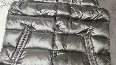 몽클레어 몽클레르 MONCLER 키즈 다크그레이 다운 베스트 100~180cm @ 나일론 100% + 화이트구스다운 90% 검수사진 #폭스샵