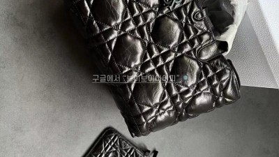 디올 DIOR 뚜주흐 뚜주흐백 미디엄 블랙 / DIOR TOUJOURS MEDIUM BLACK M2821OSHJ [사이즈] 28.5x21.5x17cm 검수사진 #vvip공장