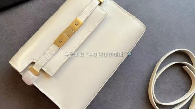 생로랑 SAINT LAURENT 맨하탄 스몰 숄더백 675626 DND0W 1000 (3컬러) SIZE 24*17.56cm 검수사진 #vvip공장