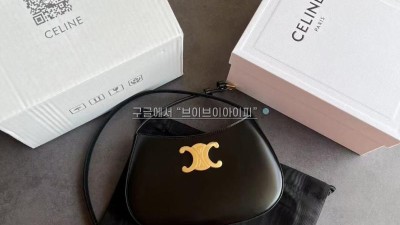 셀린느 미듐 틸리 숄더백 새틴 카프스킨 블랙 115703BF4.38NO 검수사진