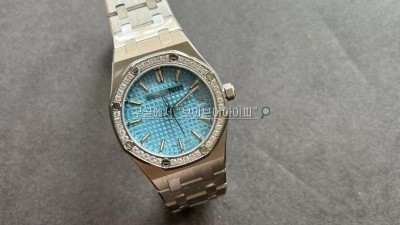 오데마피게 로얄오크 77451 아이스블루 34MM 검수사진