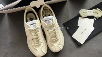 샤넬 스니커즈 카프스킨 화이트 G46252 B19203 NACUT 검수사진