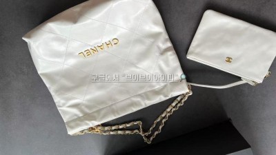 샤넬 CHANEL 22백 화이트 금장 스몰 AS3260 SIZE 35x37x7cm 검수사진 #지존샵