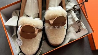 에르메스 로퍼 아이콘 H242101Z A3360 검수사진