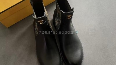 펜디앵클부츠 필로 블랙 8T8576A379F1TOG 35~40 검수사진