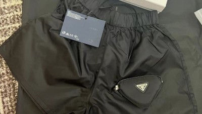 타지아샵 프라다 PRADA 리나일론 쇼츠 팬츠 반바지 22B757 검수사진✔  주문하신분 비밀댓글 ♡