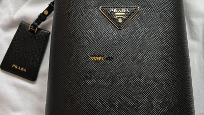 프라다 파니에 스몰