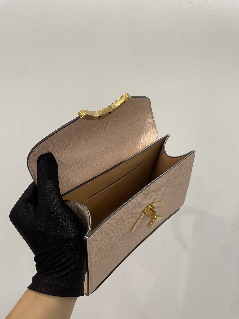 모이나 MOYNAT 가브리엘 Gabrielle 미니 SIZE 20*16cm ☆☆☆☆☆ #신공장