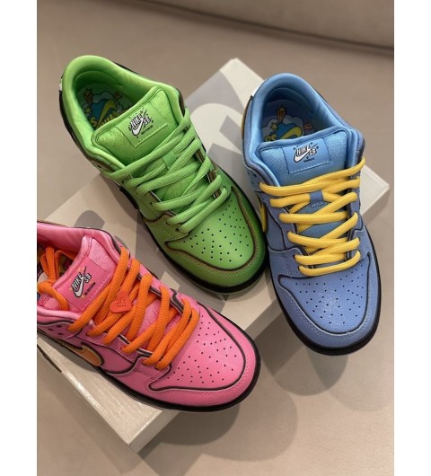 파워퍼프걸 x 나이키 SB 덩크 로우 운동화 SIZE 36 36.5 37.5 38 38.5 39 40.5 41 42 42.5 43 44 44.5 45 ☆☆☆☆☆