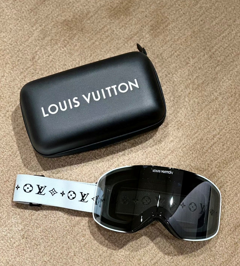루이비통 LOUIS VUITTON LV 스노우폴 스키 마스크 고글 Z2066U ☆☆☆☆☆