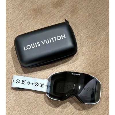 루이비통 LOUIS VUITTON LV 스노우폴 스키 마스크 고글 Z2066U ☆☆☆☆☆