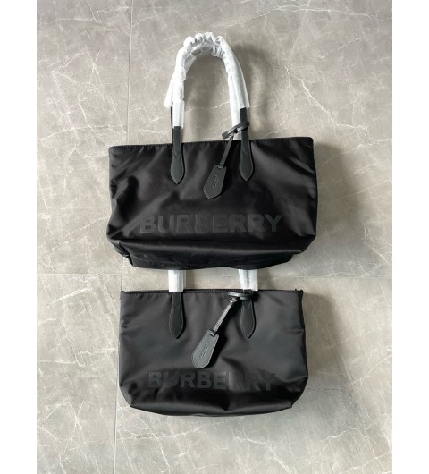 버버리 BURBERRY 로고 나일론 쇼핑백 쇼퍼백 SIZE 스몰 40*24*30*11cm / 46*28*37*12cm  ☆☆☆☆☆ #vvip공장