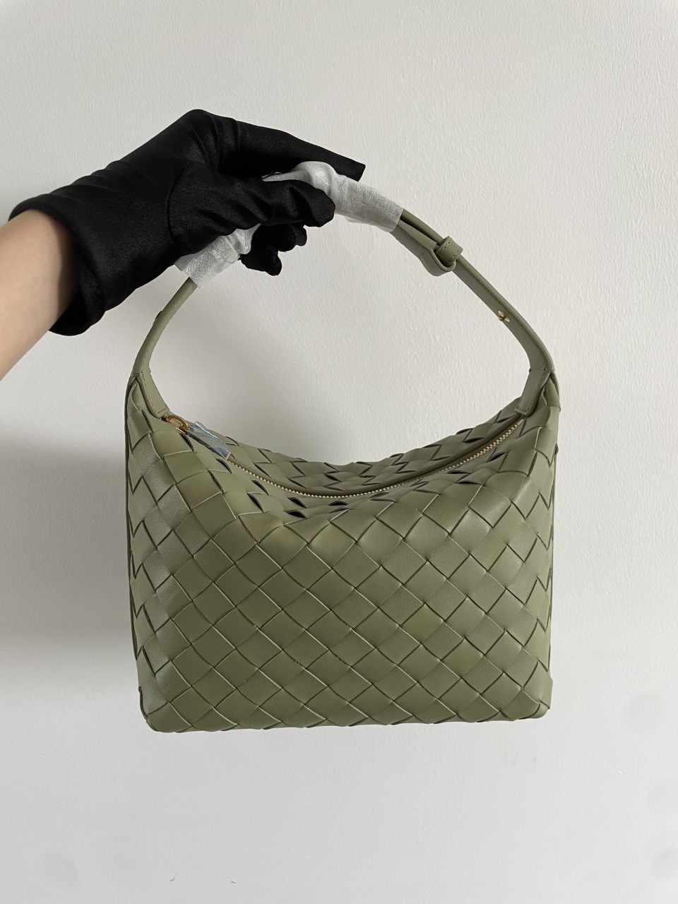 보테가베네타 BOTTEGA VENETA 월리스 가죽 토트백 [사이즈] 20x13x9.5cm #vvip공장