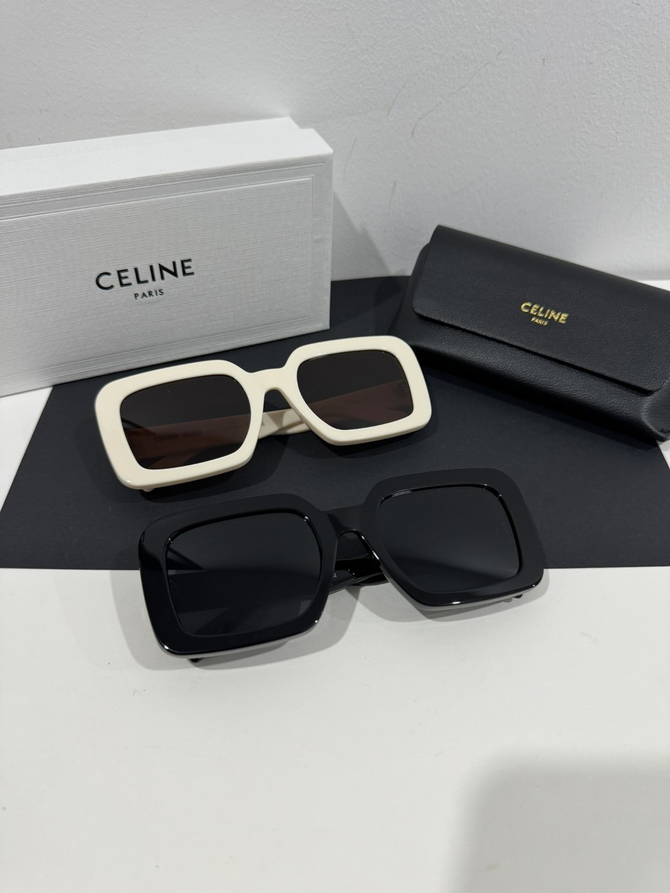 셀린느 CELINE 선글라스 CL40304U 01A [사이즈] 56-23-140 #vvip공장