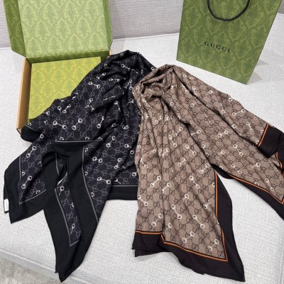 구찌 GUCCI 쉐입 스카프 GG 프린트 홀스빗 실크 까레 [사이즈] 135x135cm @ 캐시미어 70% + 실크 30% #극치샵