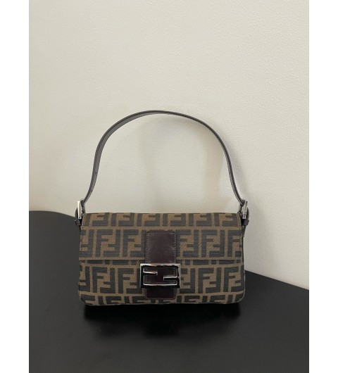 펜디 FENDI FF 빈티지 자카드 패브릭 주카 바게트백 [사이즈] 26x15x4cm #boxini