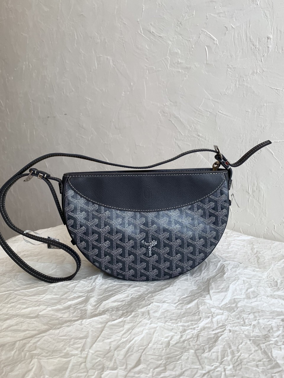 고야드 GOYARD 크로스 히론델 PM HIRONDELLE [사이즈] 25x17x5cm