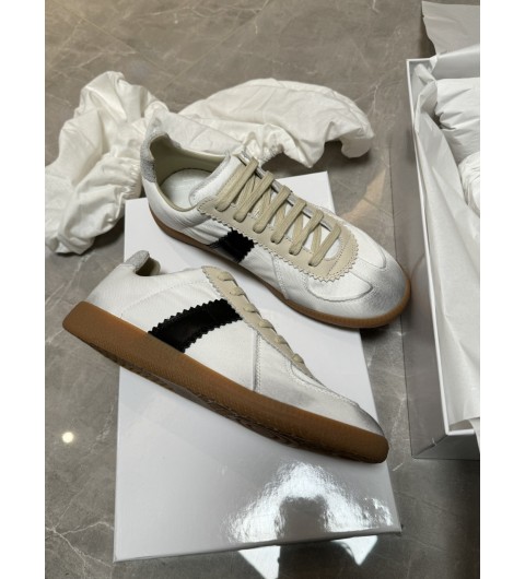 25SS 마르지엘라 스니커즈 S57WS0505 P8153 HA771 BLACK YELLOW VINTAGE 여성 35~39 / 남성 40~44