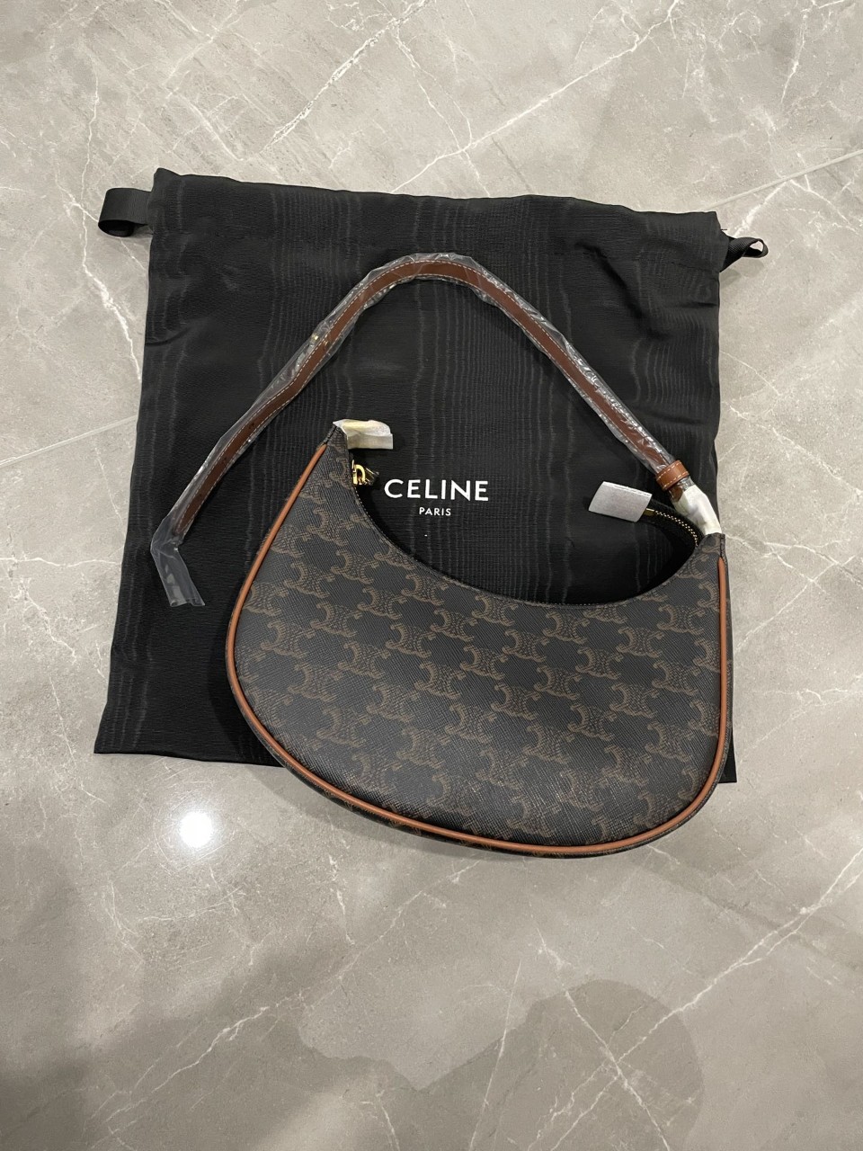 셀린느 CELINE 트리오페 아바백 아바 호보백 193952BZJ #vvip공장