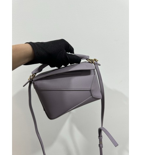 로에베 Loewe 퍼즐 미니 가죽 숄더백 오리지널 가죽 라벤더 퍼플 18x12.5x8cm #vvip공장