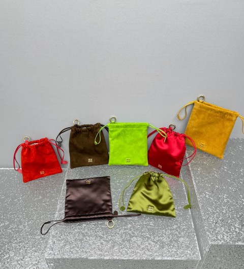 미우미우 5NG010049 핸드백 토트백 가방 여성 5NG010049F0324 18x20cm