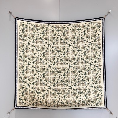 로에베 LOEWE 실크 스카프 90x90cm 100% 실크