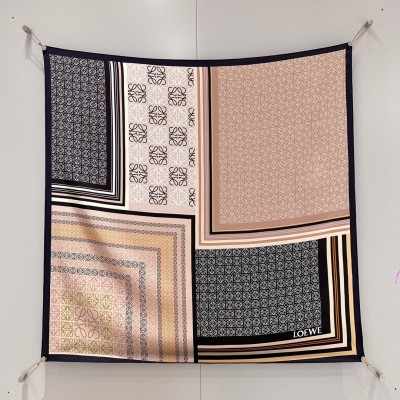 로에베 LOEWE 실크 스카프 90x90cm 100% 실크