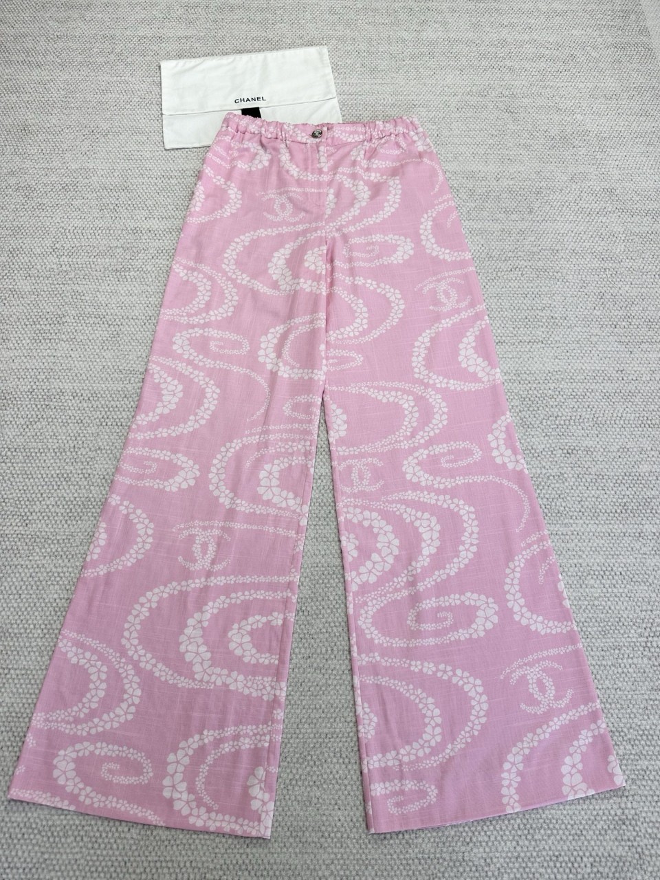 샤넬 25SS 코코비치컬렉션 프린트 데님 블랙, 핑크 P78561 34 36 38 #타지아