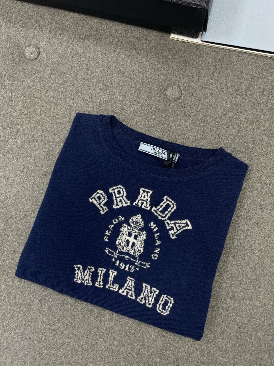 25SS 프라다 스웨터 P24L2Z16NZ F057L NAVY BIANCO 38 40 42