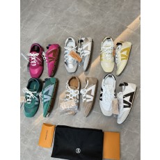 루이비통 LV 스니커리나 푸시아 베르 여자 운동화 발레리나 스니커즈 스웨이드 1AHNEE 여성 35~40, 남성 39~44