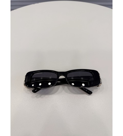 발렌시아가 BALENCIAGA 다이너스티 임벨리시드 렉탱귤러 선글라스 BB0096S 51-18-130
