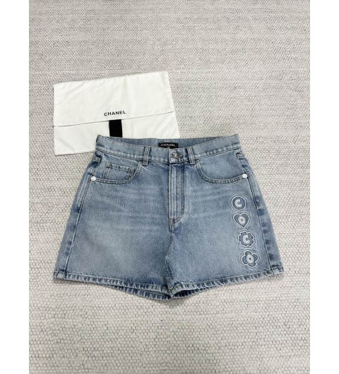 샤넬 25SS 코코비치컬렉션 CC로고 자수 쇼트 청바지 블루 P78558 34 36 38 #타지아