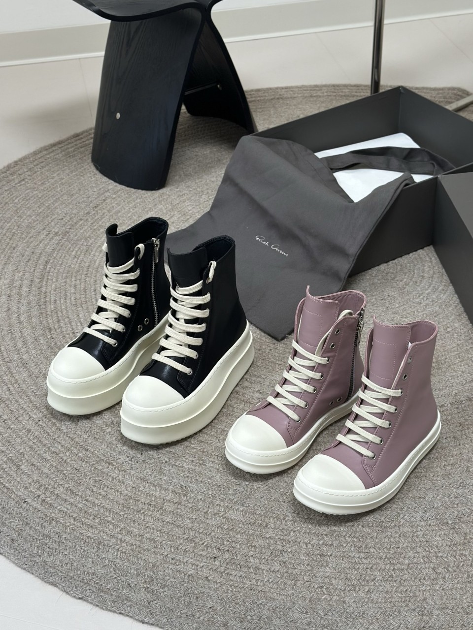 Rick Owens 릭 오웬스 블랙 메가 범퍼 스니커즈 232232M237035 36~46
