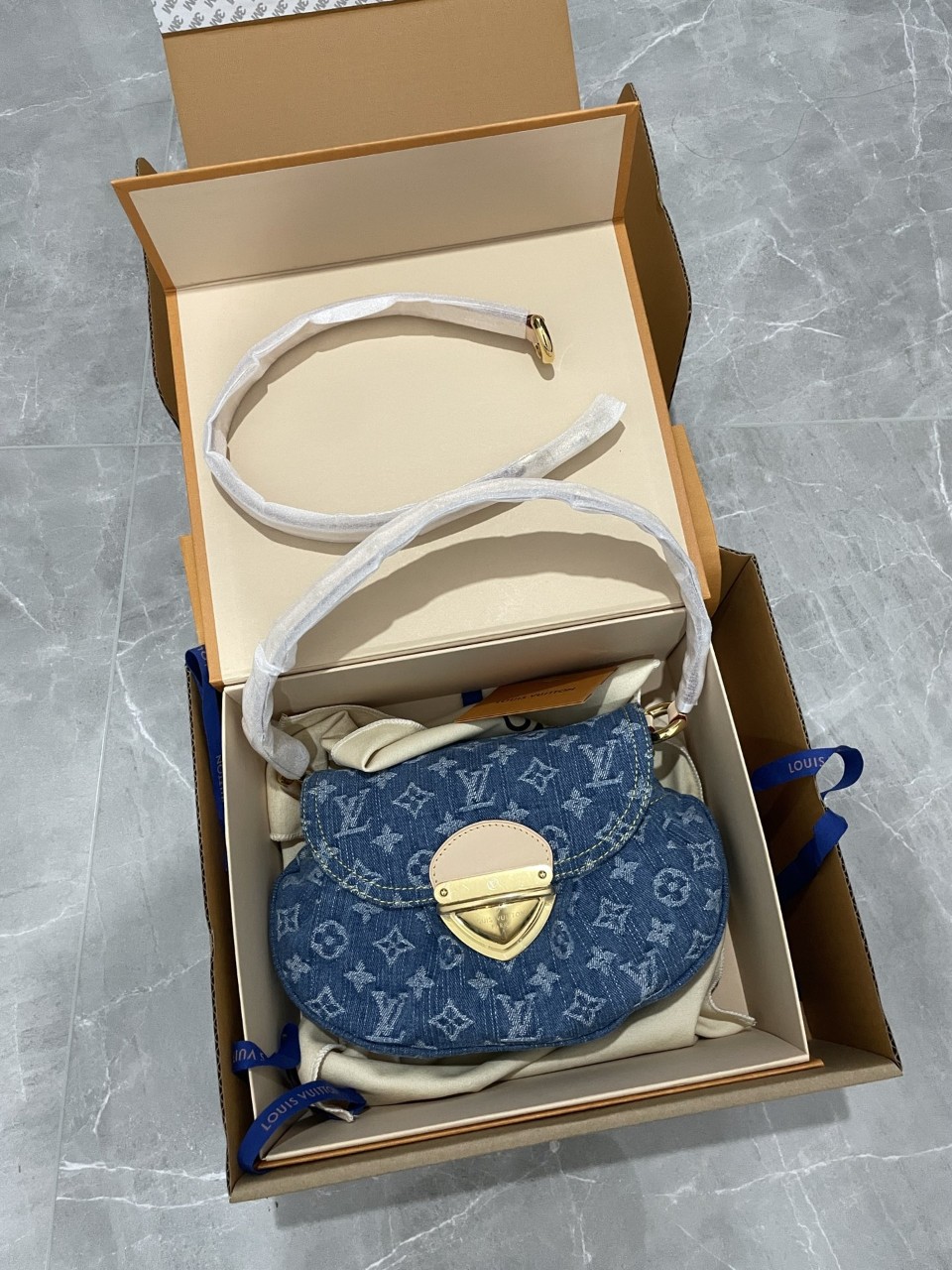 루이비통 여성가방 NEW LV REMIX 선셋 M46829 데님 블루 27x18x3cm #vvip공장