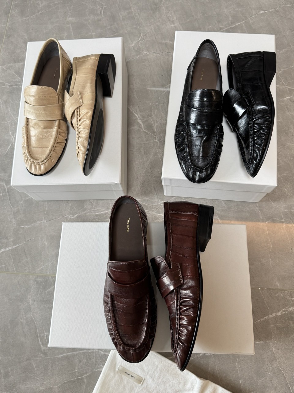 25FW 더로우 2컬러 일스킨 소프트 로퍼 F1280 E17 BLK 35~40
