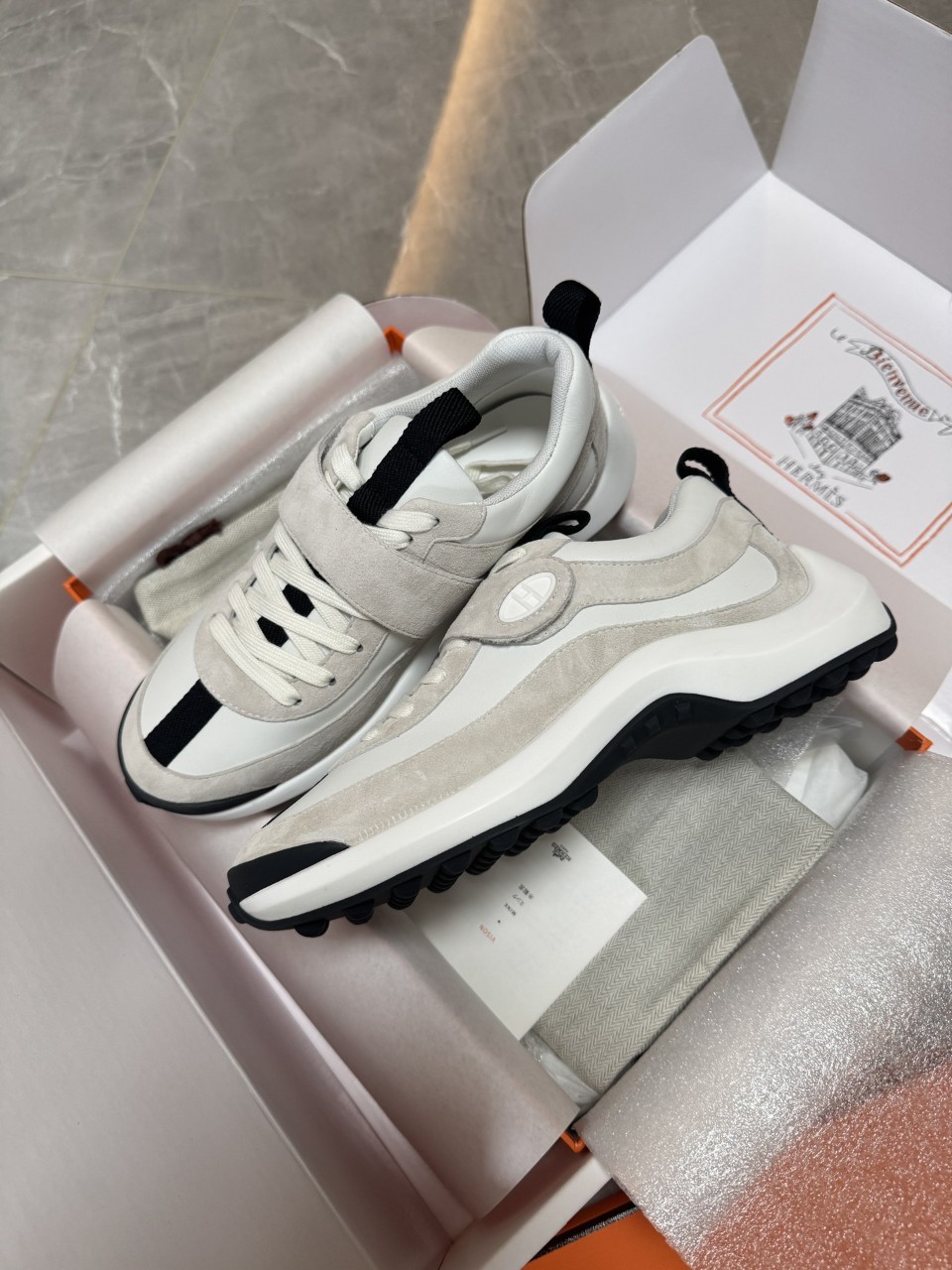 에르메스 루프 스니커즈 카프스킨 스웨이드 고트스킨 블랑 H252000Z90 35~40