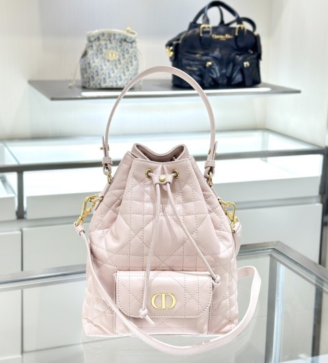디올 25FW 카로 스몰 버킷백 파우더핑크 M3372UNOZ 20x24x9cm #아더샵